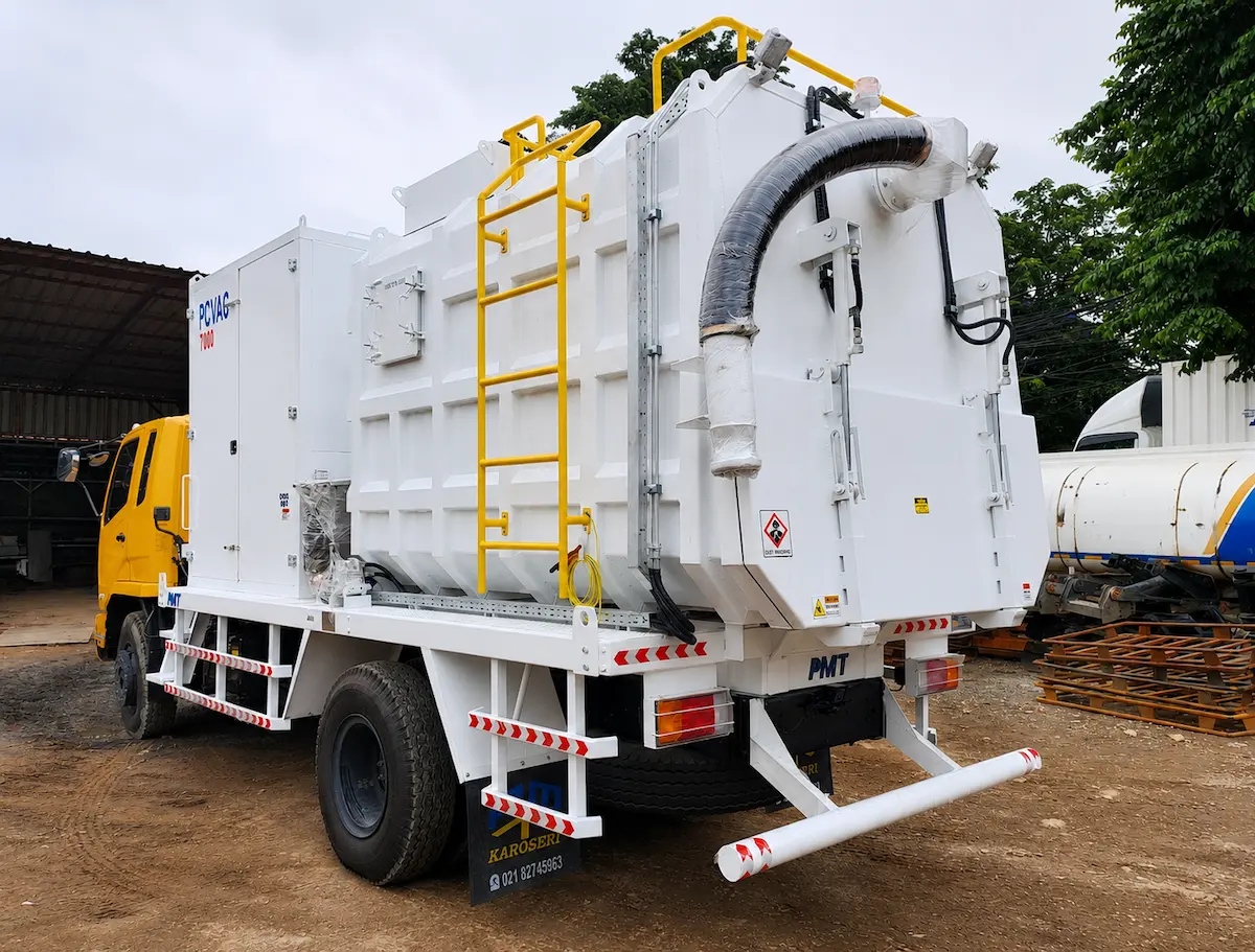 Detail belakang unit vacuum truck PCVAC 7000